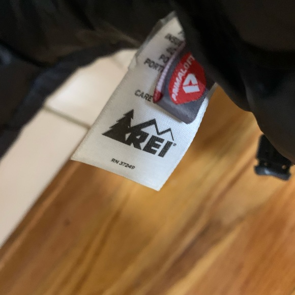 Sold - Picture 3 of 3